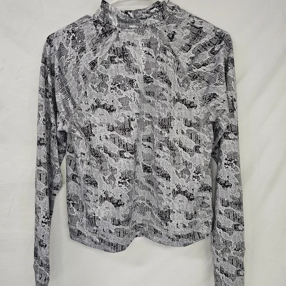 Spyder Black and White Patterned Long Sleeve Top - Picture 2 of 5